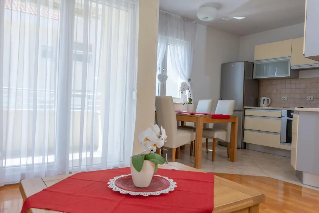 Apartman Anni Kastela Apartment